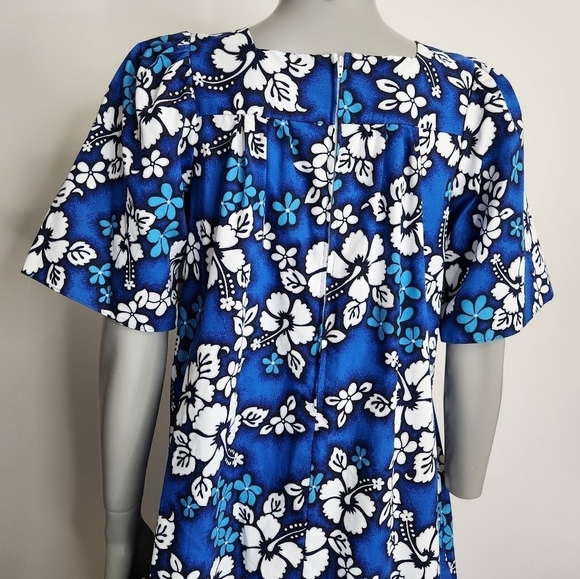 Vintage ChinLan Blue Hawaiian Floral Print MuuMuu Maxi Dress Size M - Picture 8 of 13